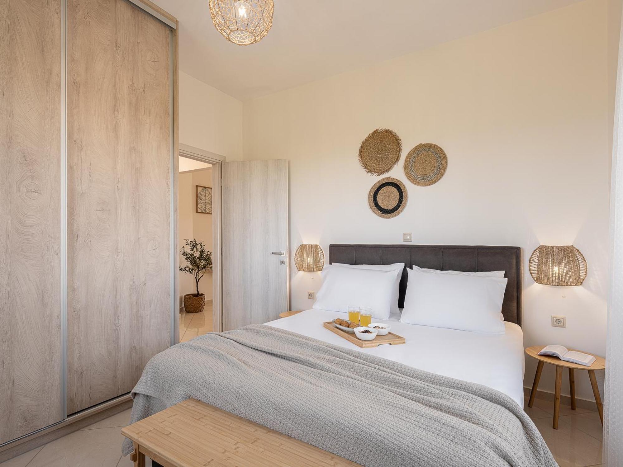 Sol Luxury Apartment - Close To The Beach With A Private Mini Pool خانيا المظهر الخارجي الصورة
