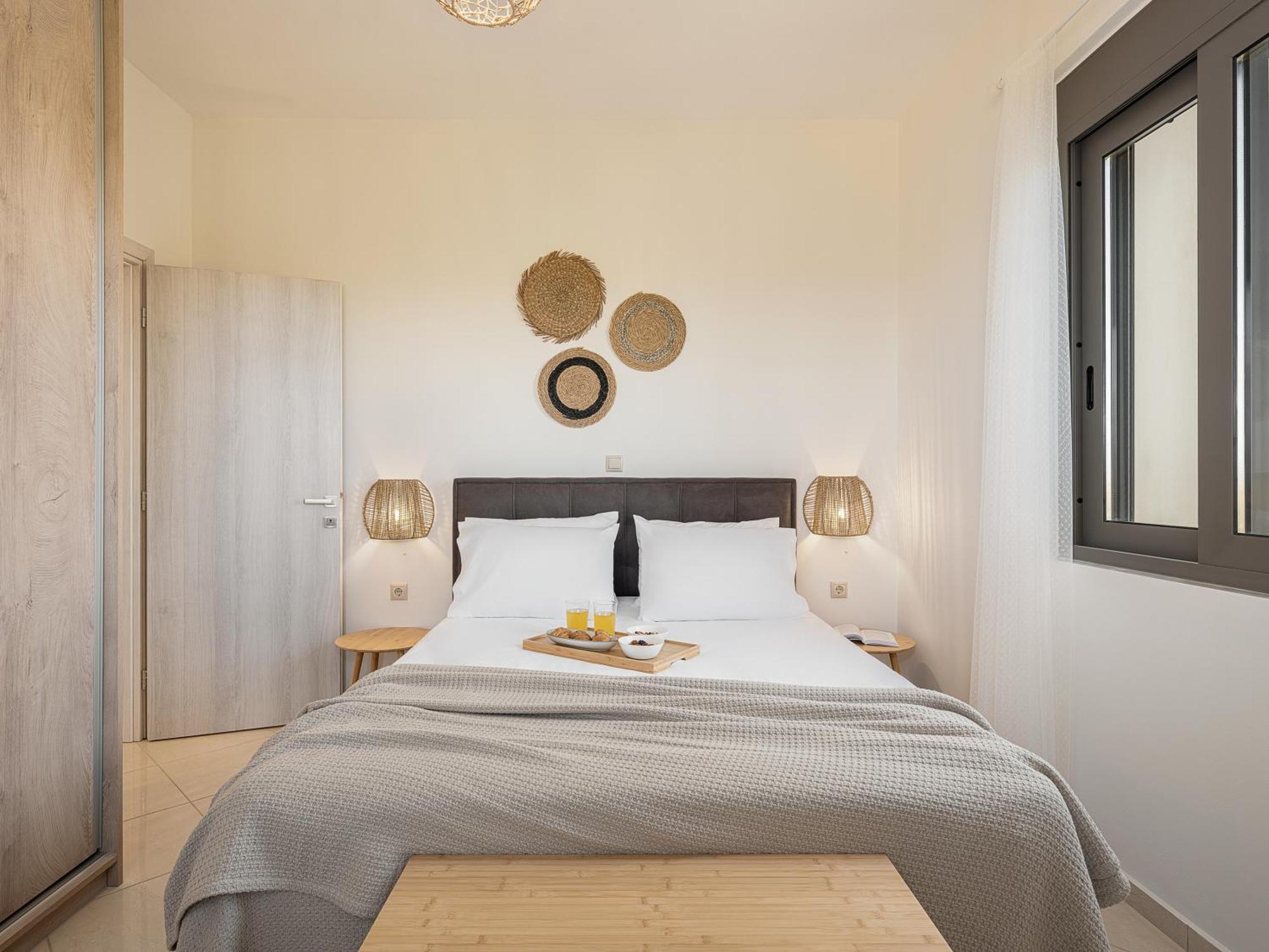 Sol Luxury Apartment - Close To The Beach With A Private Mini Pool خانيا المظهر الخارجي الصورة