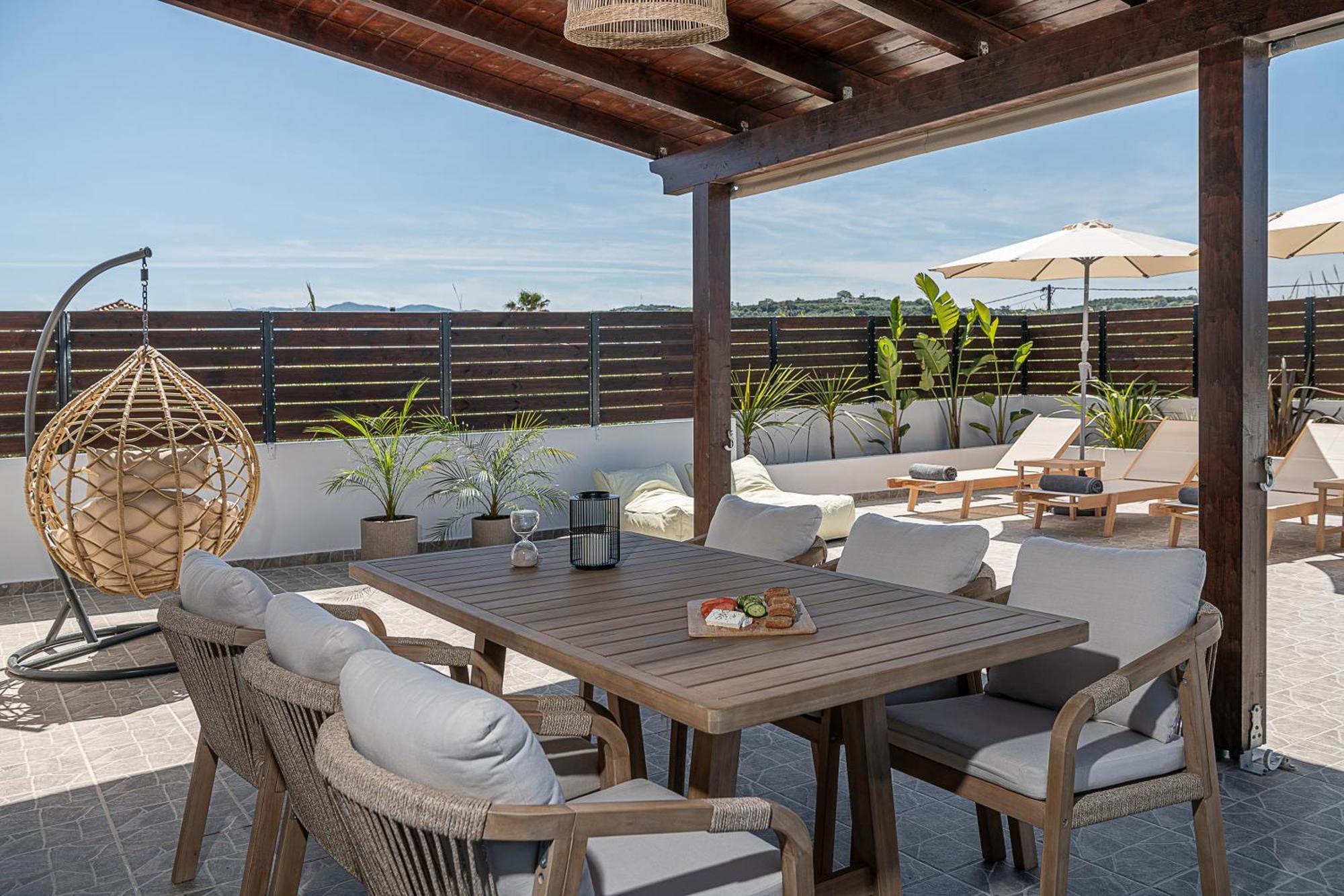 Sol Luxury Apartment - Close To The Beach With A Private Mini Pool خانيا المظهر الخارجي الصورة