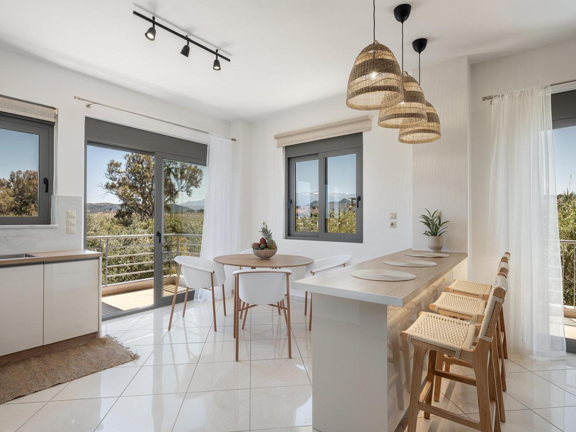Sol Luxury Apartment - Close To The Beach With A Private Mini Pool خانيا المظهر الخارجي الصورة