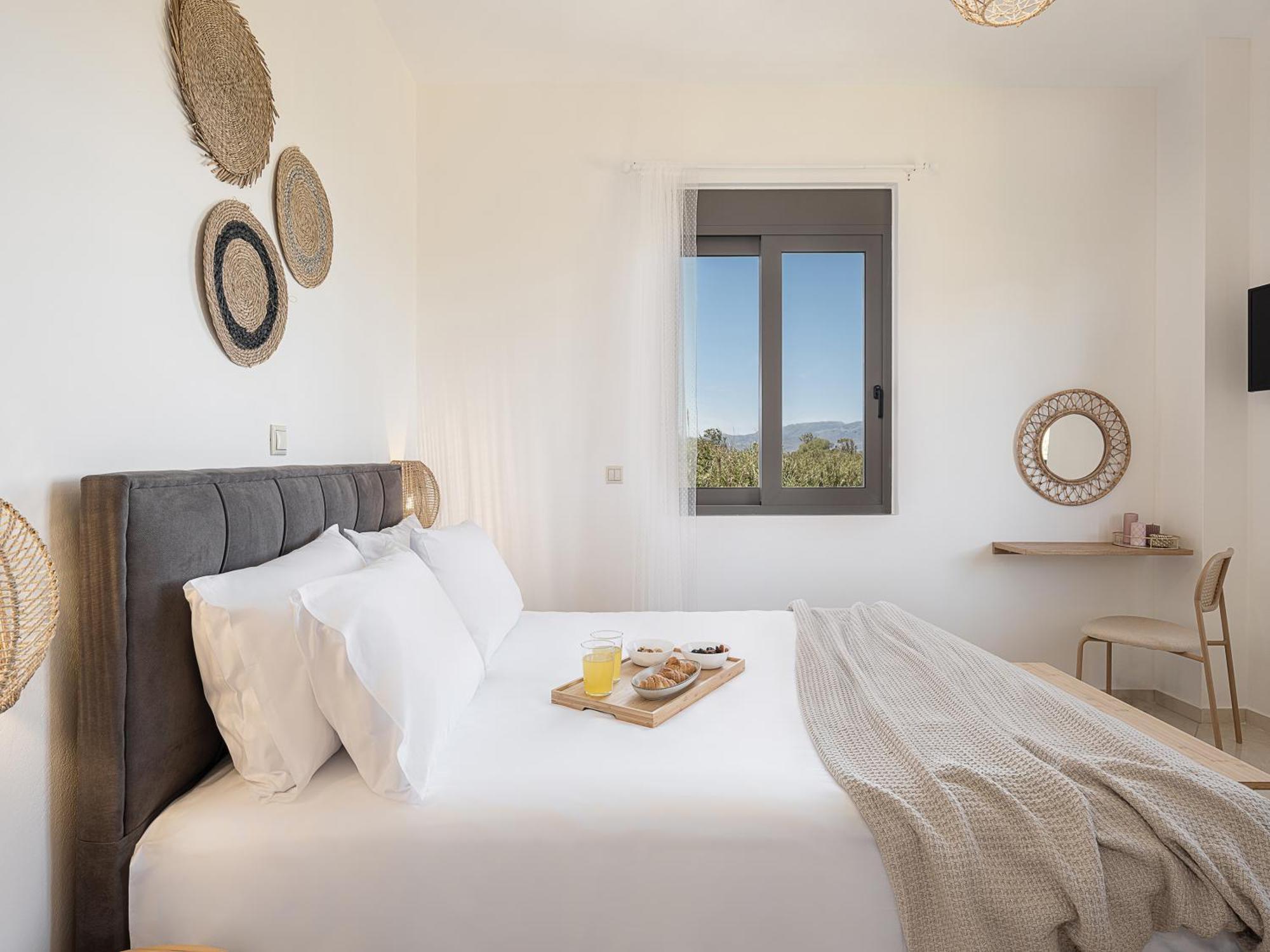 Sol Luxury Apartment - Close To The Beach With A Private Mini Pool خانيا المظهر الخارجي الصورة